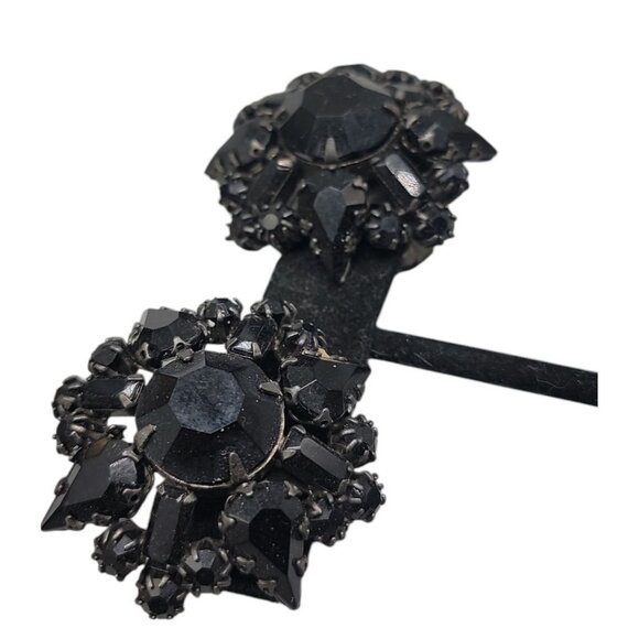 Schreiner New York Runway Style Clip On Earrings Black Rhinestone Cluster VTG - Picture 14 of 16
